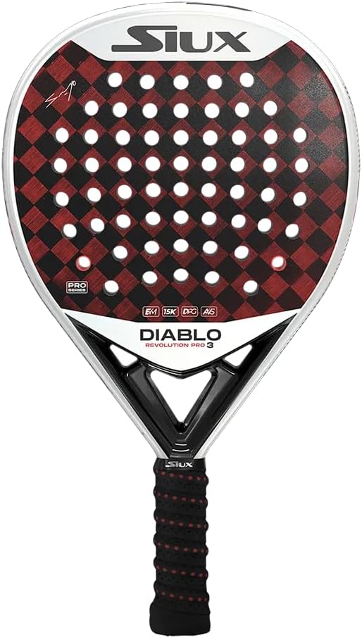 Siux Diablo Revolution Pro 3 pala de pádel con diseño en damero rojo y negro